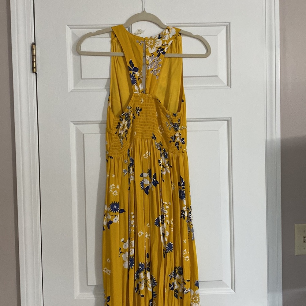 🌻 Floral Razor Back Maxi Dress - Picture 4 of 5